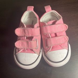 Pink Converse baby girl size 5